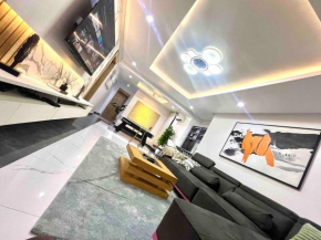 Luxury 2 beds in shoreline ikoyi